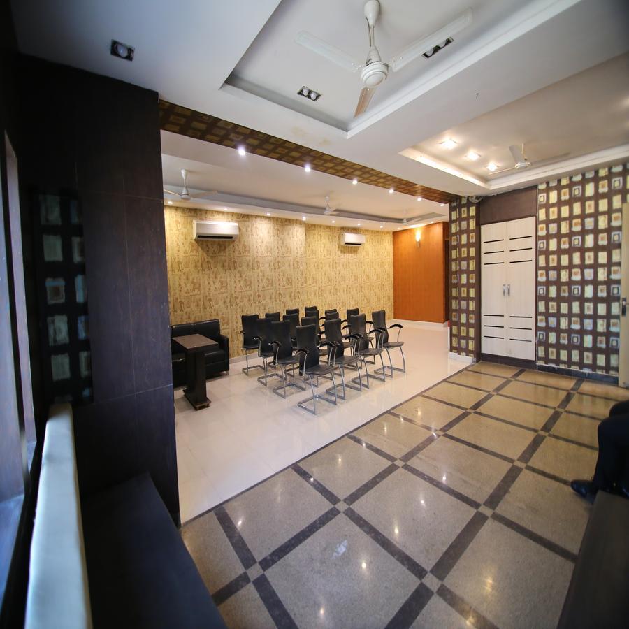 Hotel Pappan Plaza Palwal 외부 사진